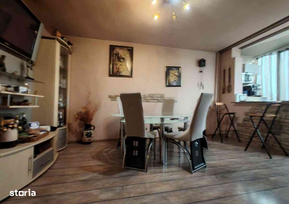 3 camere decomandat / zona Nufarul-1