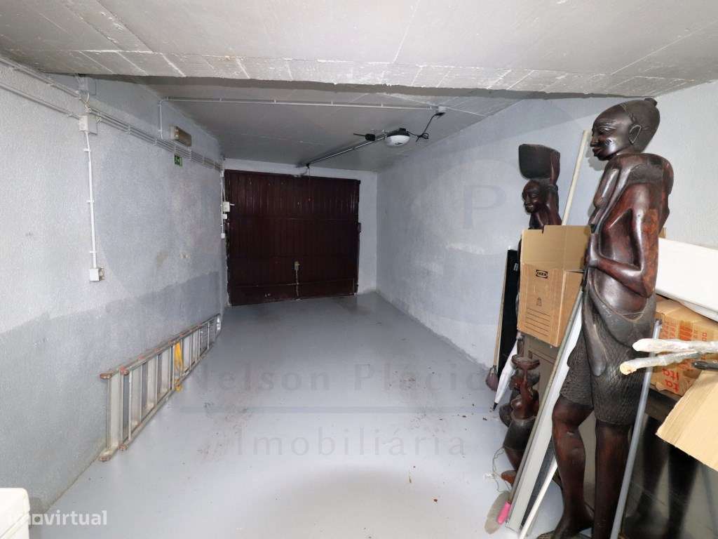 Churrasqueira equipada e pronta a funcionar.-7