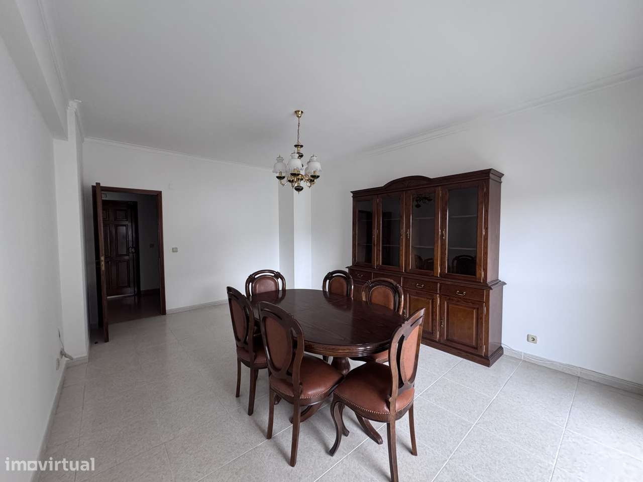 Apartamento T2 no centro Fundão - Grande imagem: 2/16