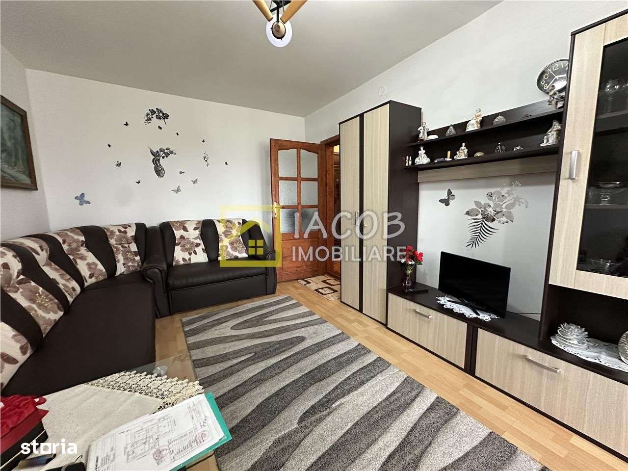 Apartament 3 camere decomandate – Str. Metalurgiei, Bac&#259;u - Imagine principală: 2/15