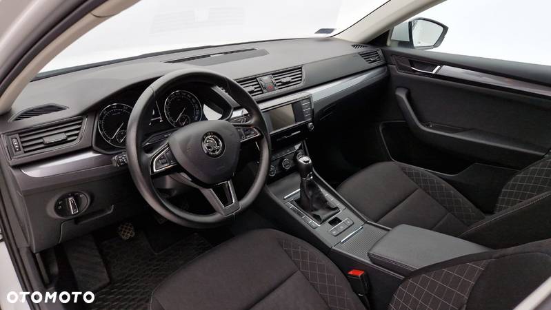 Skoda Superb 1.4 TSI ACT Active - 14