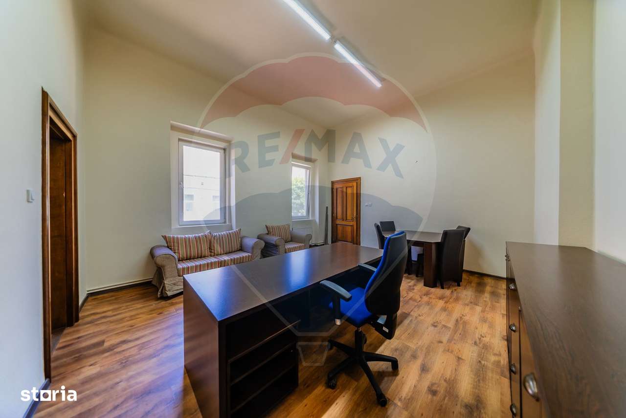 Spațiu de birouri ultracentral Bulevardul Revolutiei - Imagine principală: 4/14