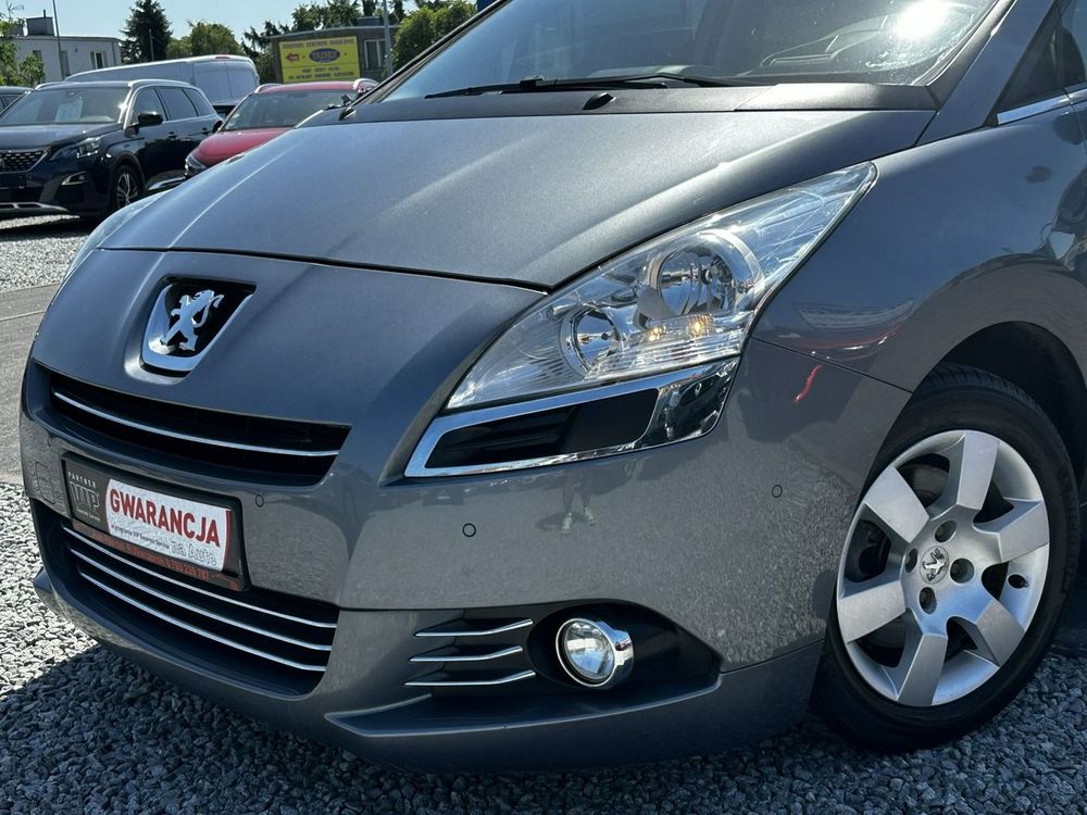 Peugeot 5008 I 2011