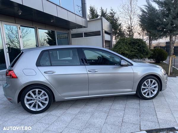 Volkswagen Golf 2.0 BlueTDI DSG Highline - 11