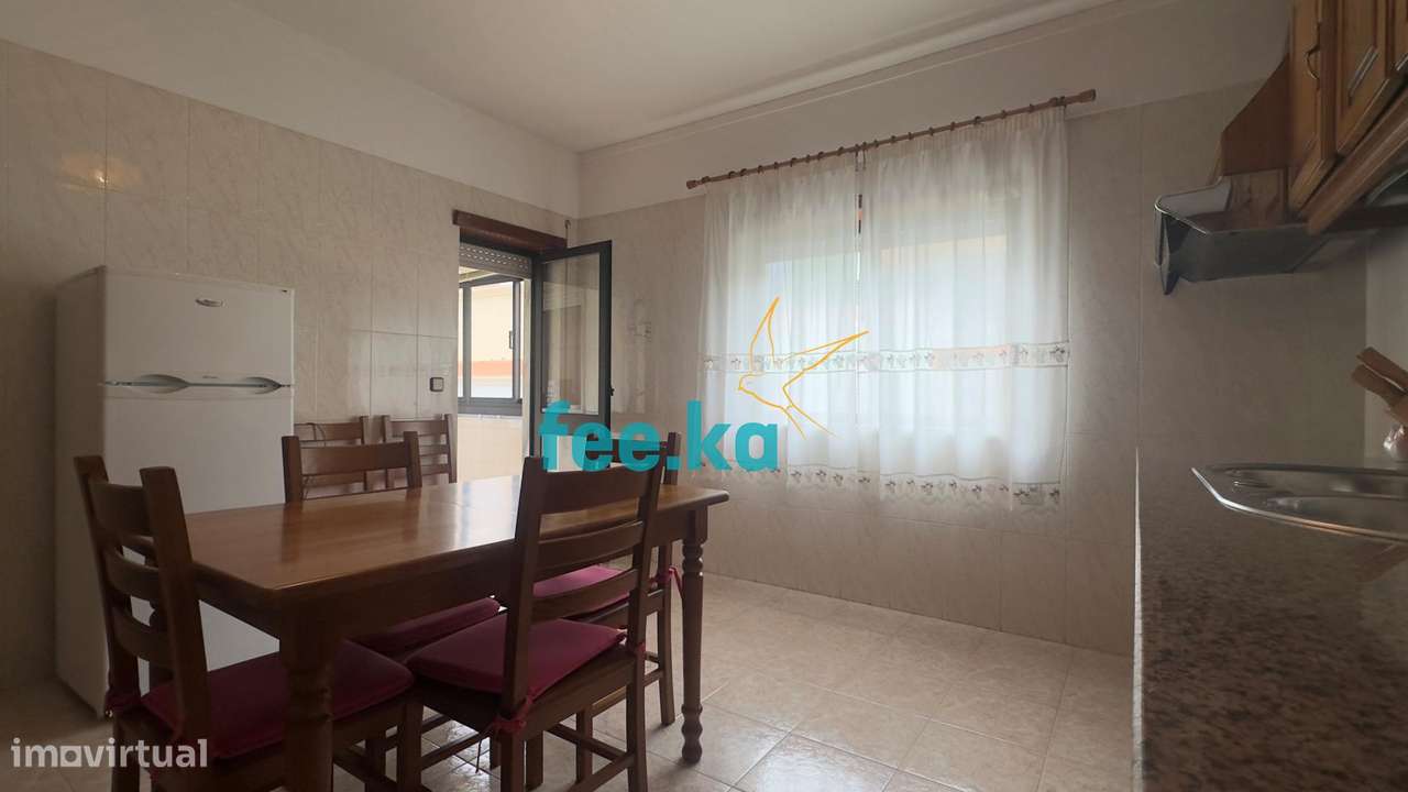 Apartamento T4 com Garagem-5