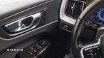 Volvo XC 60 B4 D R-Design - 21