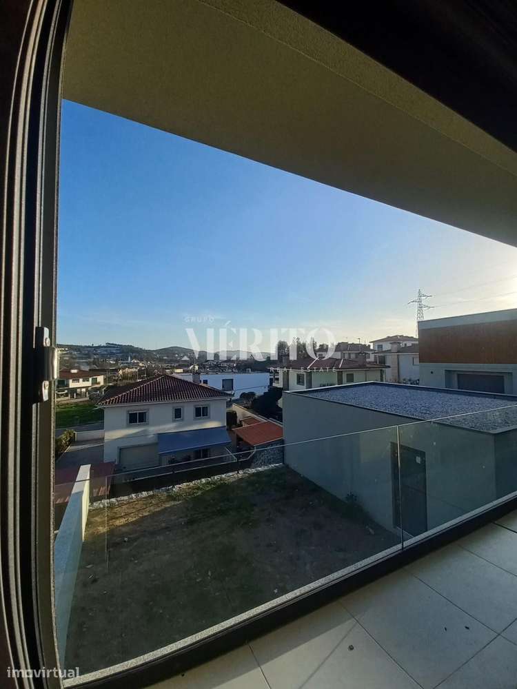 Moradia Geminada T3-15