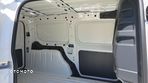 Volkswagen Caddy Maxi Cargo - 32