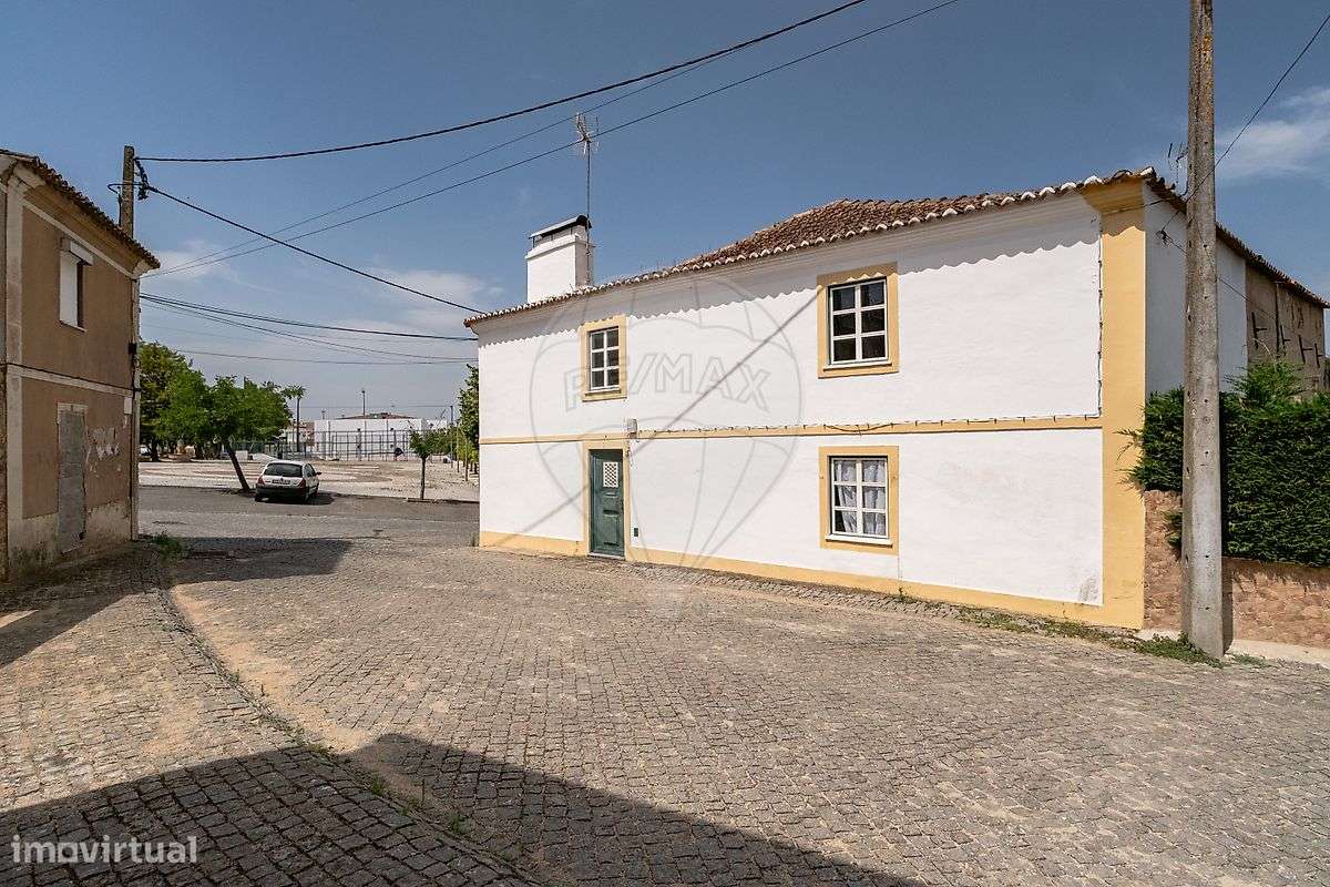 Moradia T5 para venda-3