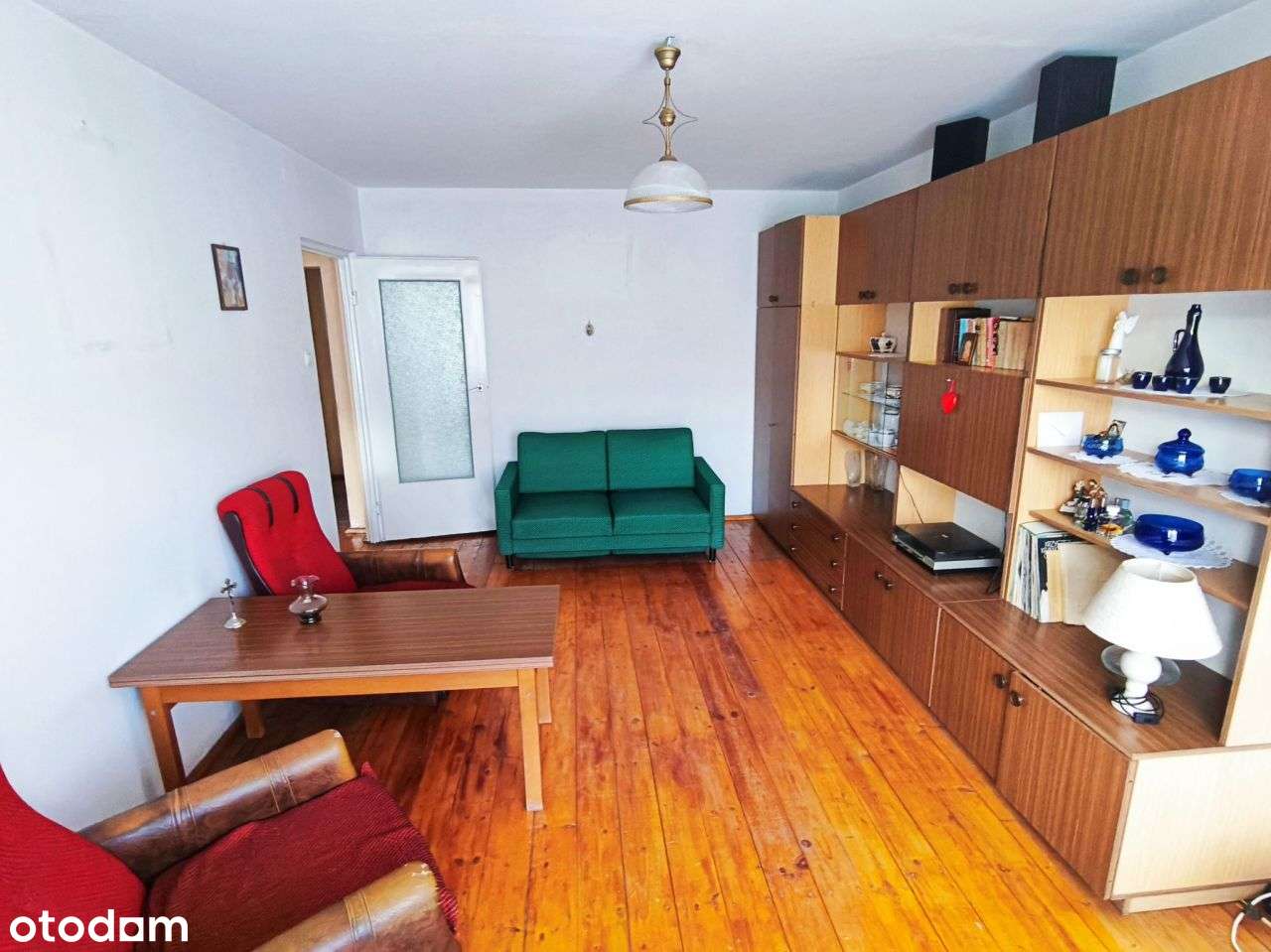 trzypokojowe z balkonem na pierwszym piętrze-0