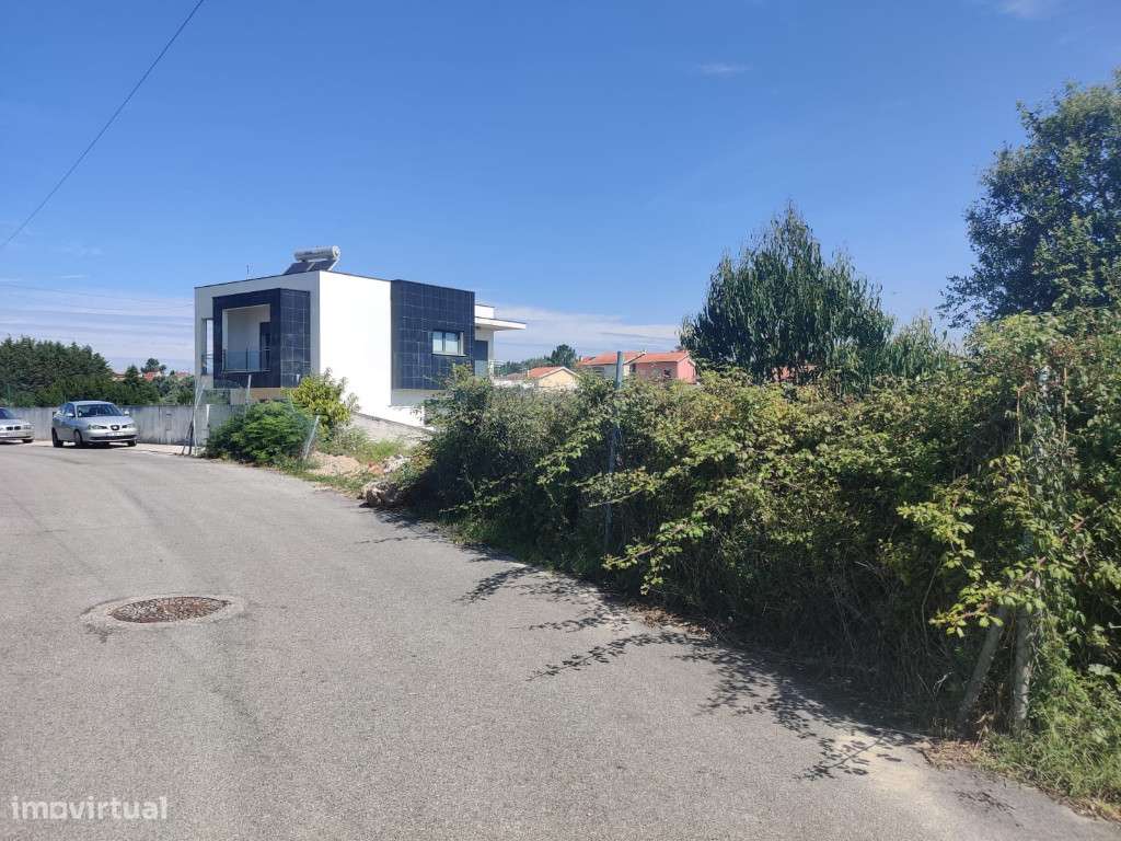 Terreno com viabilidade de construção, Coimbra, Antuzede e Vil de Mato - Grande imagem: 2/11