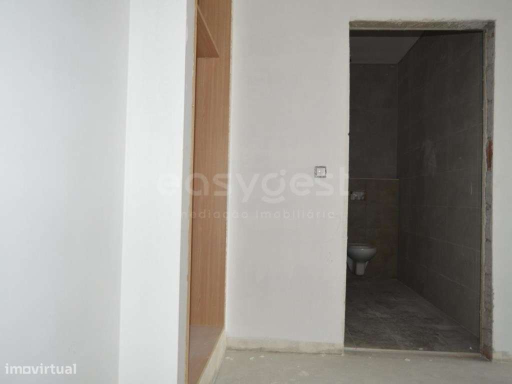 Apartamento T3 localizado em zona preferencial de Torres Novas - Grande imagem: 5/14