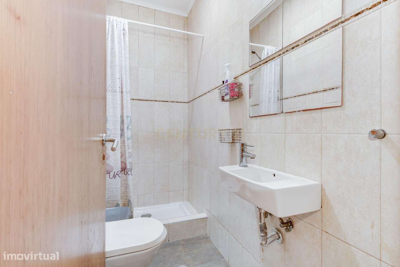 Apartamento T3 Arrendado em Arroios, Lisboa-7