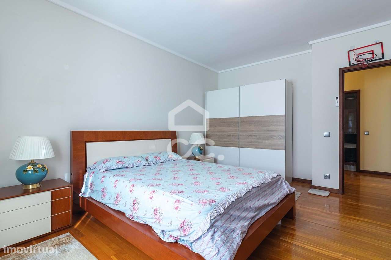 Moradia na Avenida da Boavista T5 - Porto-14