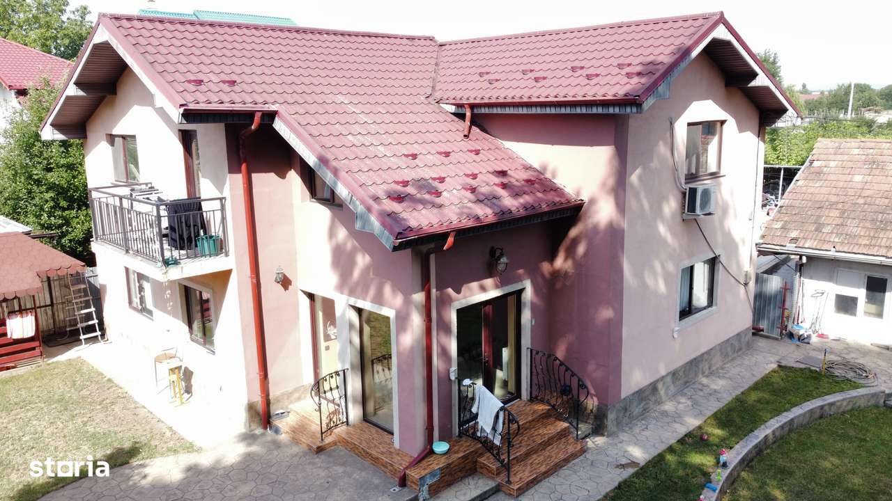 Casa Parter + Etaj Str. Aeroportului - Imagine principală: 1/18