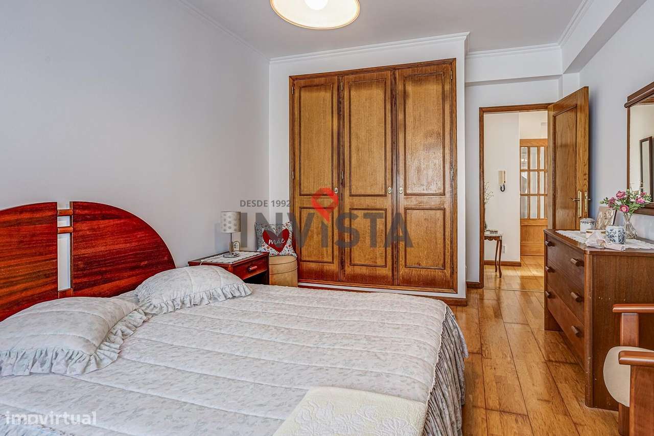 Moradia T3 com garagem para três carros-23