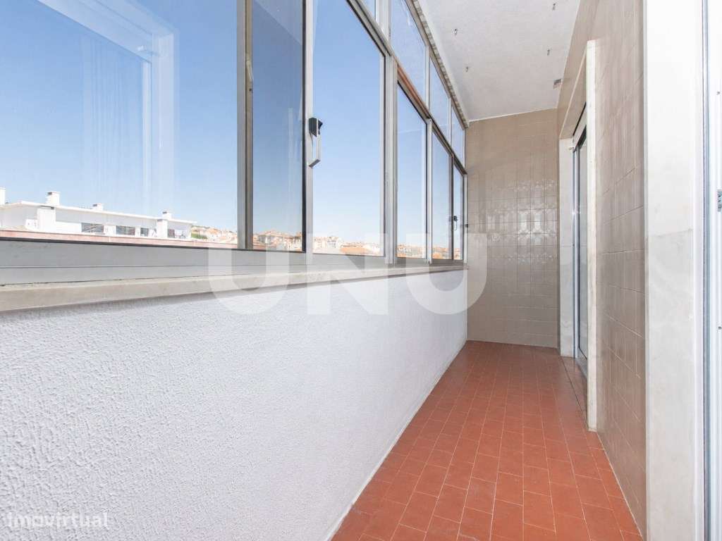 Apartamento T2 remodelado em Vialonga!-16