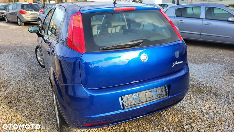 Fiat Grande Punto 1.4 8V - 26