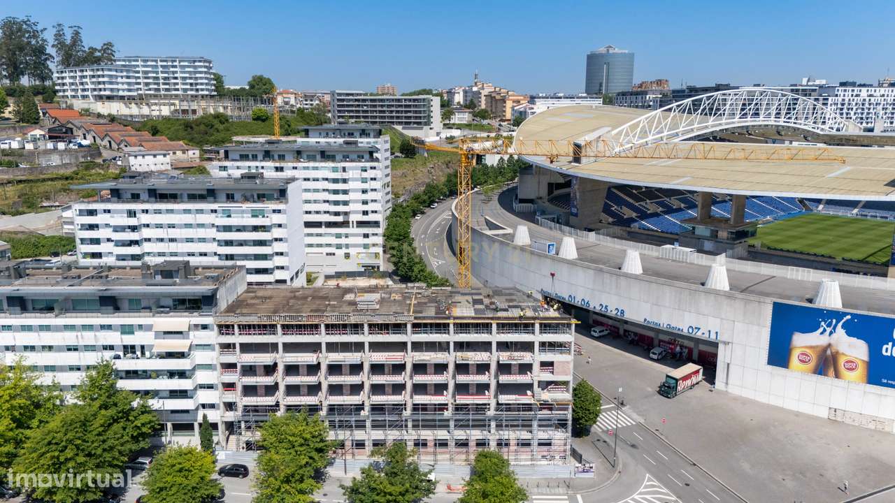 T2 nas Antas em Condomínio Privado com Varanda-6