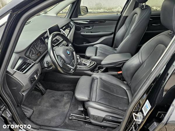 BMW Seria 2 218d GT xDrive - 14