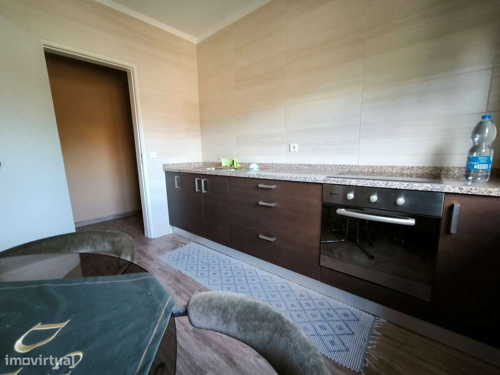 Moradia localizada junto ao limite Oleiros/ Lage - Grande imagem: 5/15