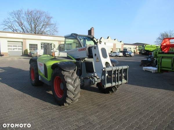 Claas SCORPION 7030 VP - 7