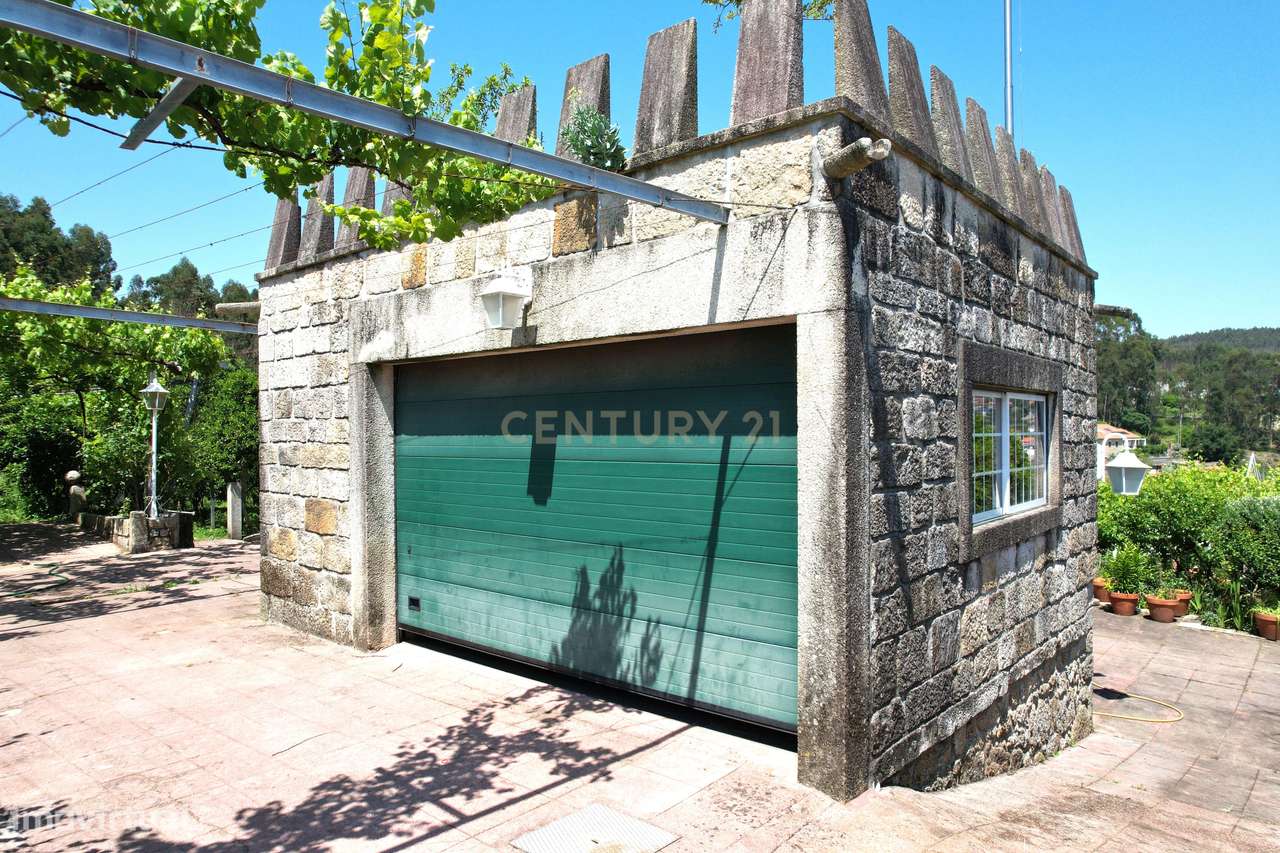 Quinta Palaciana T6 com 1070M2, terreno com 4957m2, Vinha, Piscina e G - Grande imagem: 5/60