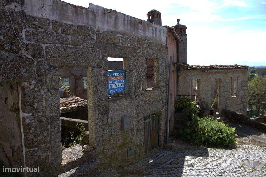 Casa / Villa em Santa Comba Dão e Couto do Mosteiro - Grande imagem: 4/27