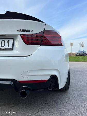 BMW Seria 4 428i Coupe - 10