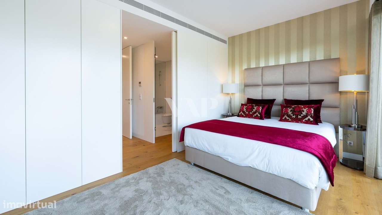 Apartamento T3 de Luxo com Piscina em Vilamoura-11