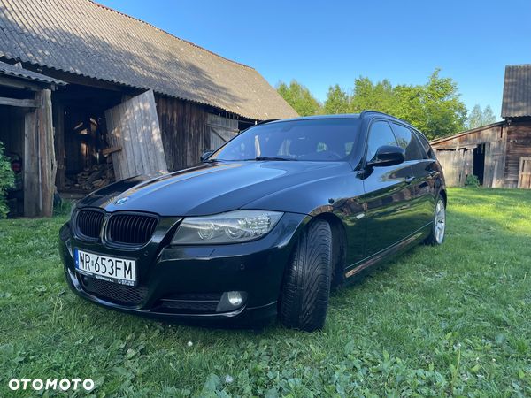 BMW Seria 3 325d DPF Touring Edition Exclusive - 1