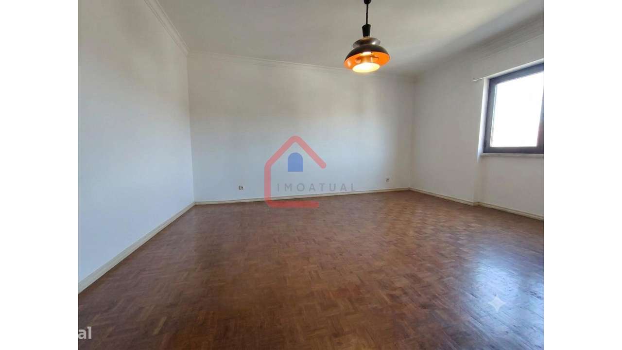 Apartamento T2 em Vila Franca de Xira-13
