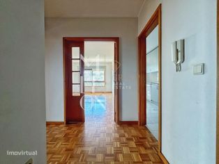 Apartamento T3 com vista para o Rio em Vila d'Este - Grande imagem: 2/19
