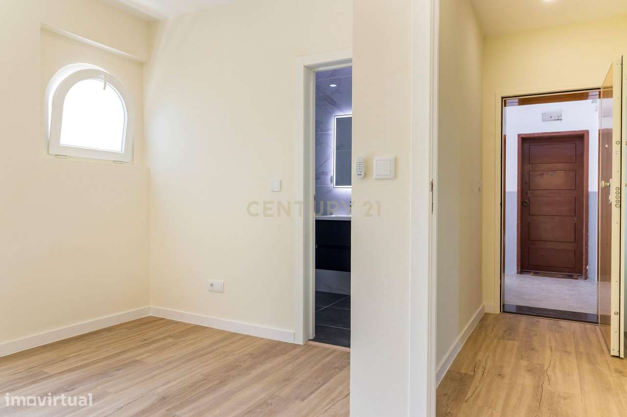 Apartamento T4 integralmente renovado em Alvalade, Lisboa. Em Venda!-31