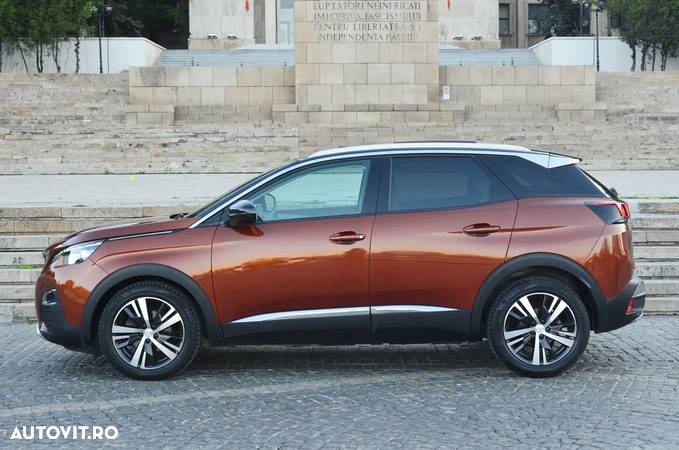 Peugeot 3008 PureTech 130 Stop & Start GPF EAT8 Allure - 3