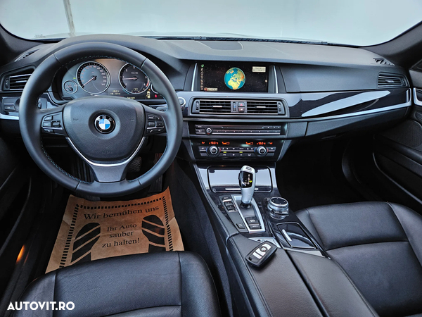 BMW Seria 5 520d Touring Aut. Luxury Line - 2