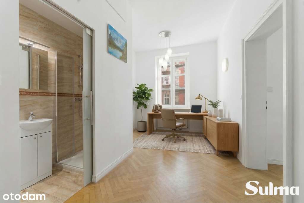 Klasyka w zabytkowej kamienicy - w sercu Katowic-12