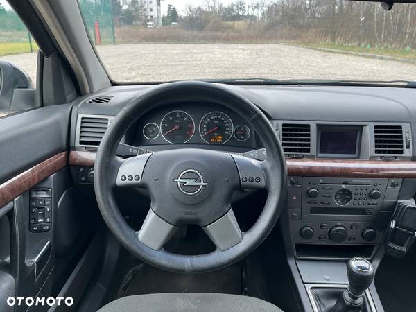 Opel Vectra 1.9 CDTI Essentia - 4