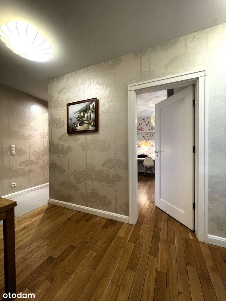 4 pokoje, 2 miejsca parkingowe-4