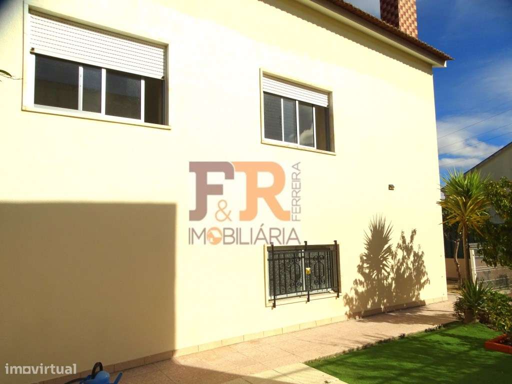 Moradia Duplex T2+1 com sótão aproveitável e Garagem Quinta do Cond...-12