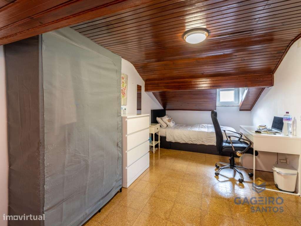 Moradia Remodelada T2 + 2-17