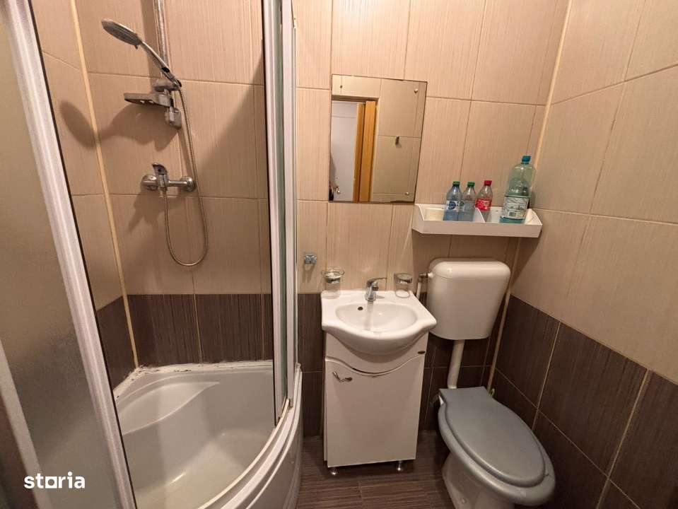 Garsoniera 22mp, etaj 1-zona Tractorul-7
