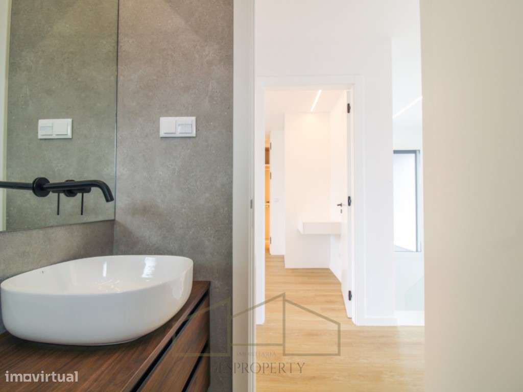 Moradia Isolada T3 com piscina pronta a escriturar na Aroeira-54