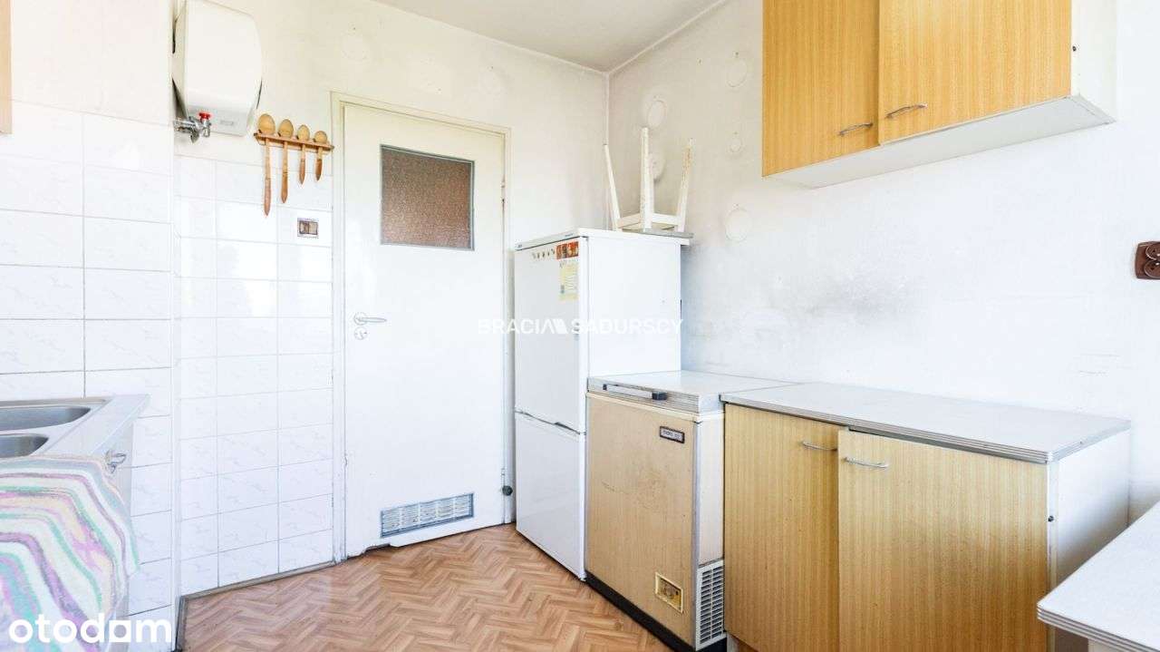 3 pokojowe do remontu os. Piastów-15