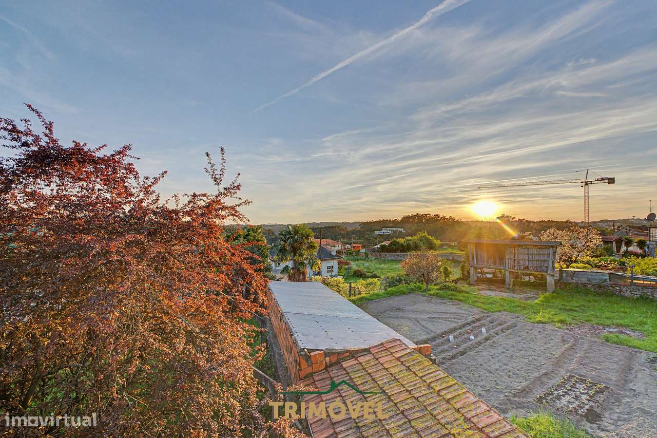 Moradia Independente T3 em São Roque-22