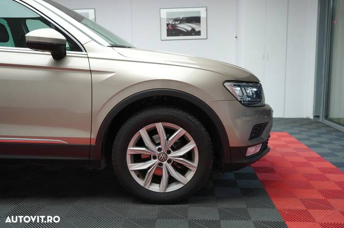 Volkswagen Tiguan 2.0 TDI DPF DSG 4Mot Comfortline - 15