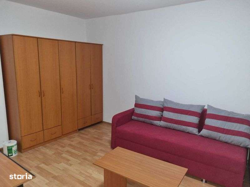Garsoniera et 9 din 10