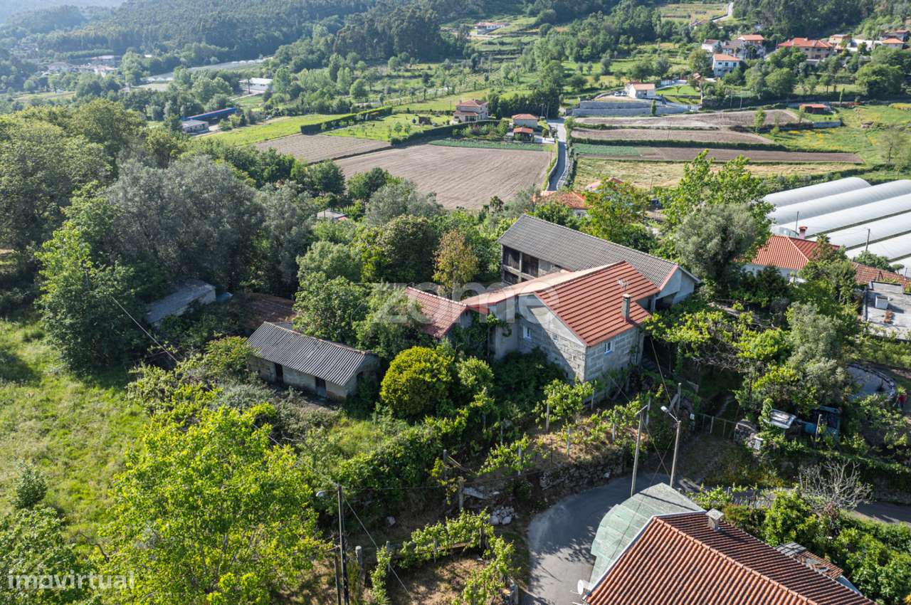 Casa em Ruína para Reconstrução com 12000 m2 Terreno - Grande imagem: 5/16