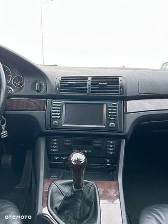 BMW Seria 5 530i - 21