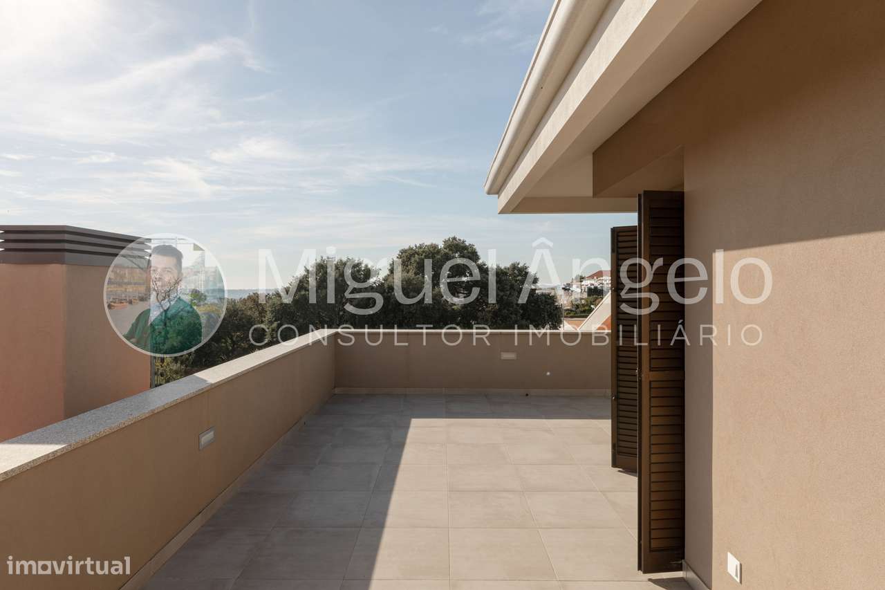 Moradia de luxo c/ piscina - pronta a habitar em Gondomar - 4 frentes-31